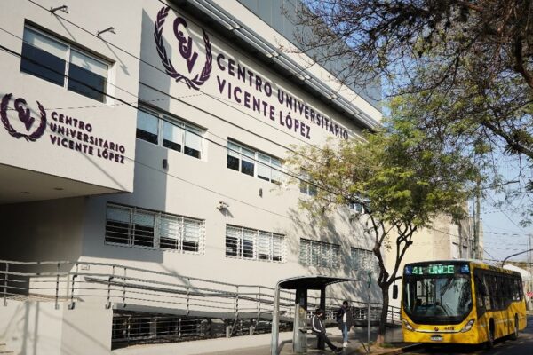 Capacitaciones en Vicente López: Diseño UX y Desarrollo de videojuegos en la Academia 4.0