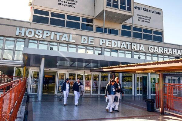 Fracasó la reunión entre el Gobierno y gremios del Hospital Garrahan
