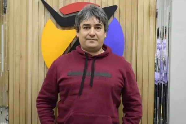 El regreso rojo: Ariel Elger y la reaparición del Partido Comunista en tiempos de Milei Elger